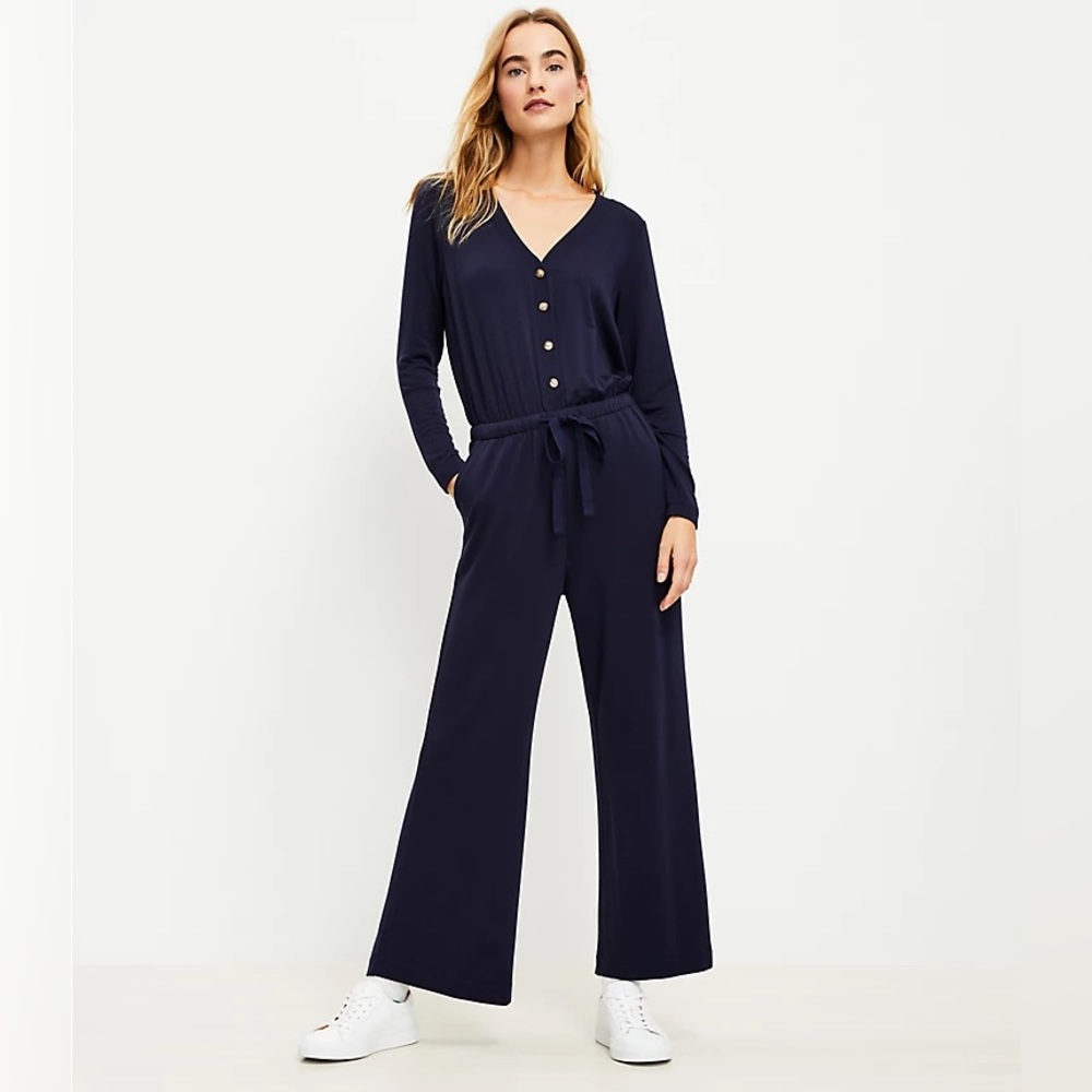 NWT Lou & Grey Signaturesoft Henley Jumpsuit